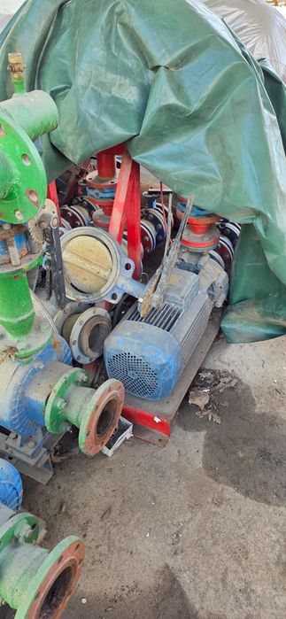 Водяной насосы..