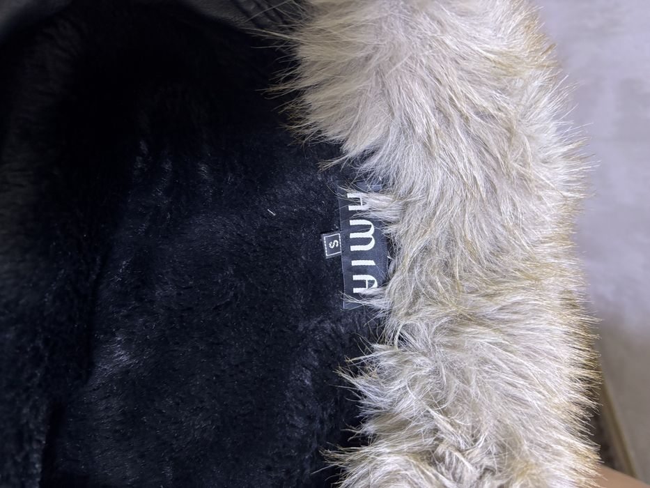 Яке естествена кожа AMIA размер s