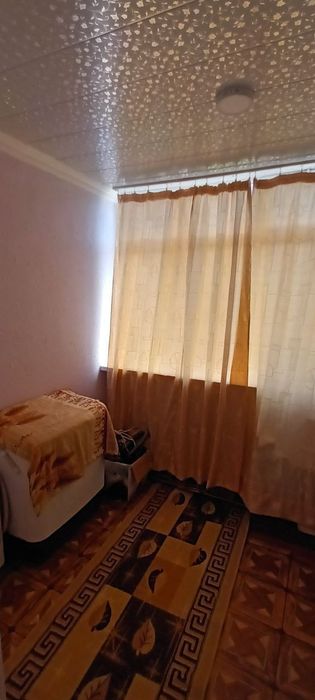 Фемили парк оркасида 2 хонали уй узимники сотилади.