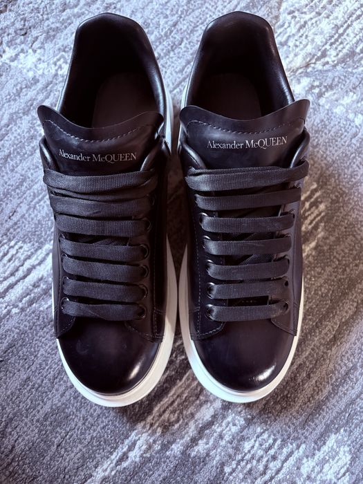 Alexander McQueen black&white