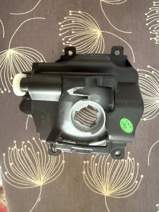 Продаетсия противотуманный фары