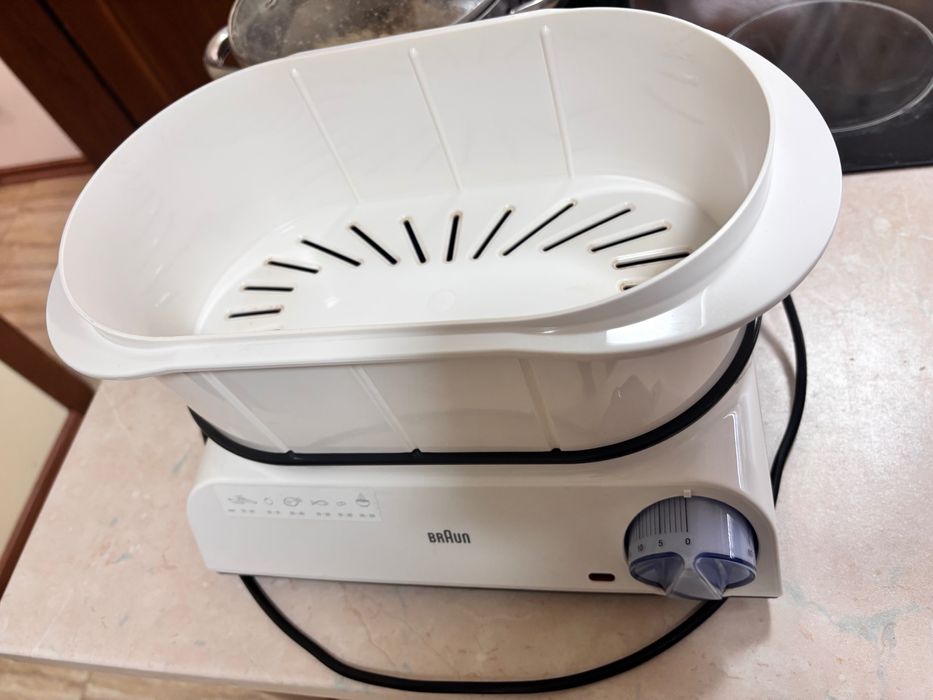 Уред за готвене на пара Braun