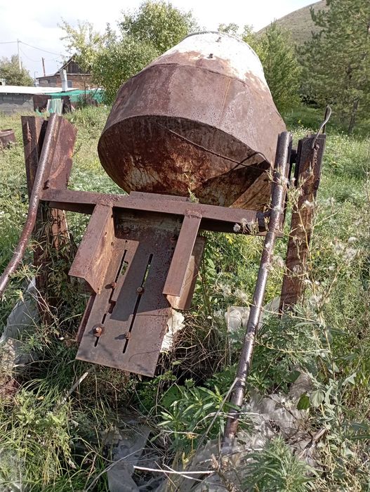 Продам Бетономешалку