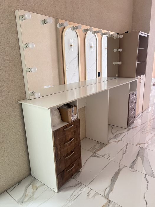 Зеркало с подсветкой