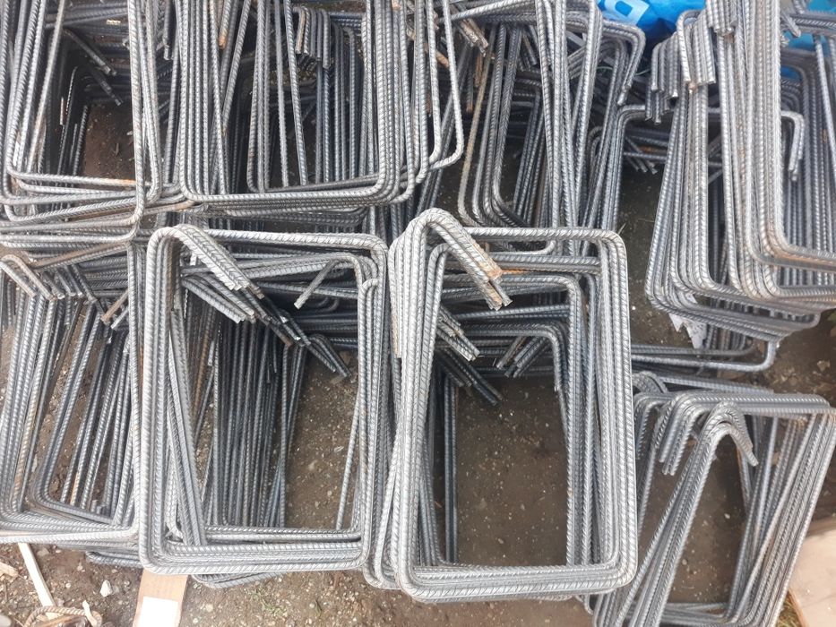 Etrieri  din fier beton  de 8