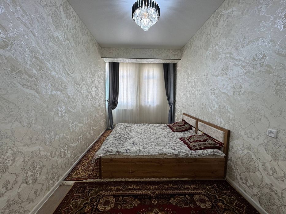 Шахар марказида жойлашган 2 хонали квартира ижарага берилади ОИЛАГА