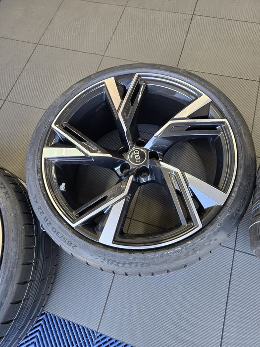 Оригинални 22” Audi RS джанти + НОВИ гуми Continental – 4K0 601 025 BL