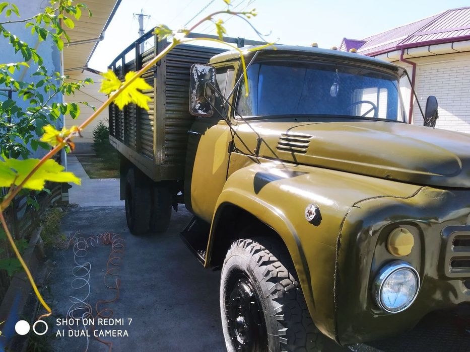 Zil sotiladi zil 130
