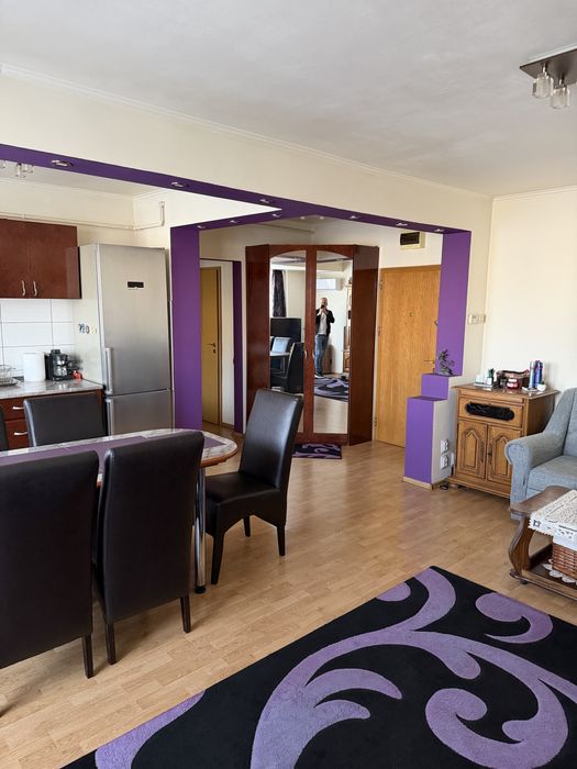 Vand apartament 2 camere