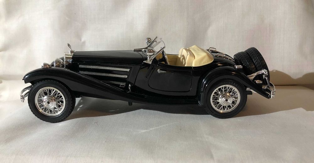 Macheta Bburago Mercedes Benz 500k Roadster 1936 sc 1 20 - Italia