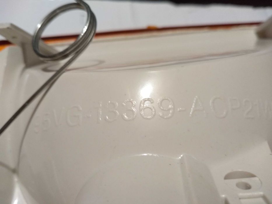 Ляв мигач за форд транзит92г.