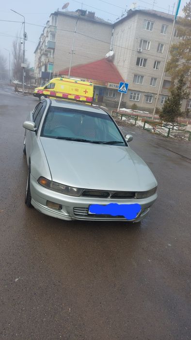 Митсубиси галант