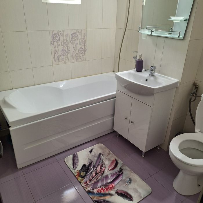 Inchiriez apartament  3 camere Craiova zona Lăpuș