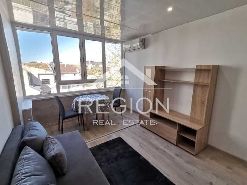 Дава се под наем Двустаен апартамент в Варна, Център - 45 кв.м за 357 € - Снимка #1