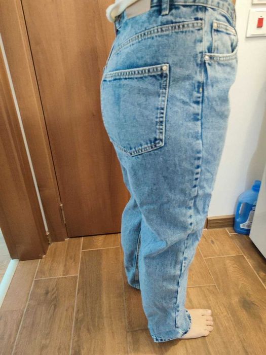 НОВИ женски дънки, тип Mom Fit, Размер 44