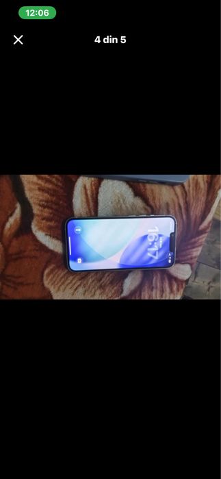 Vand iphone 13 cu 128 stocare cu 84 bateria