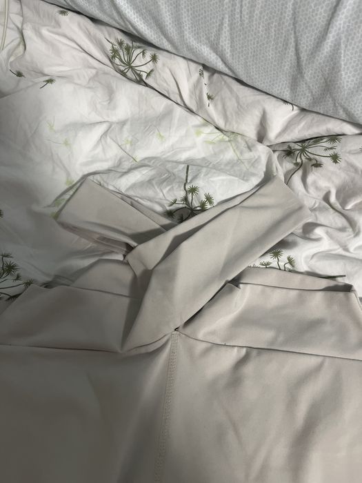 Клинове: nike, hm. Размер S-M