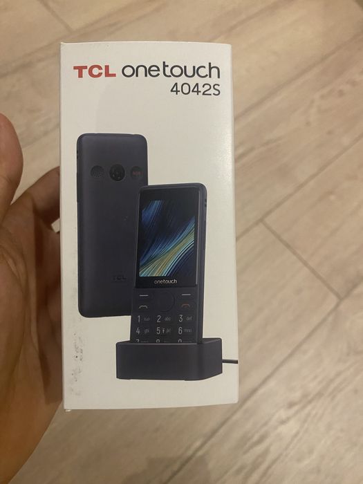 TCL one touch 4042s чисто нов