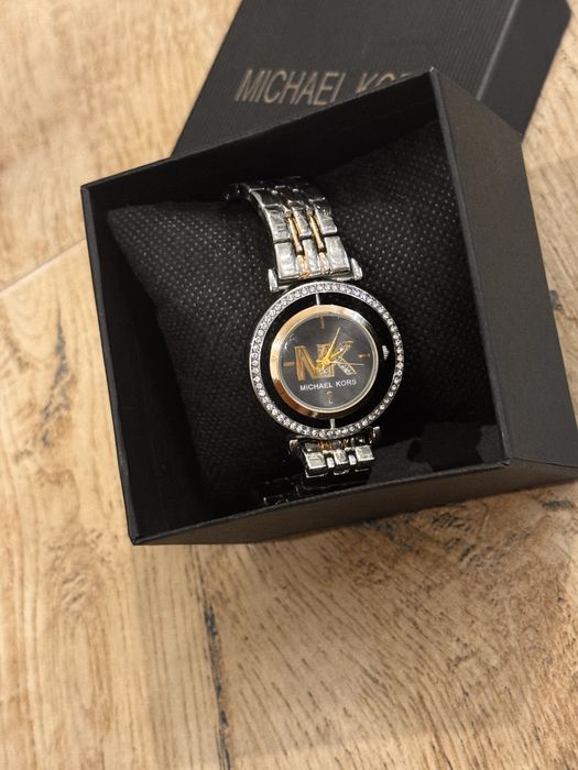 Michael Kors часовник