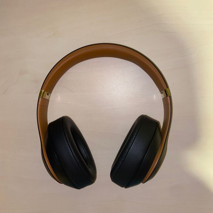 Căști Beats Studio3 Wireless, Skyline Collection, Midnight Black