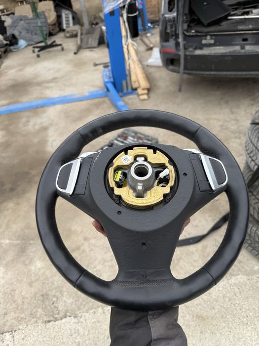 М волан с пера BMW E60/61