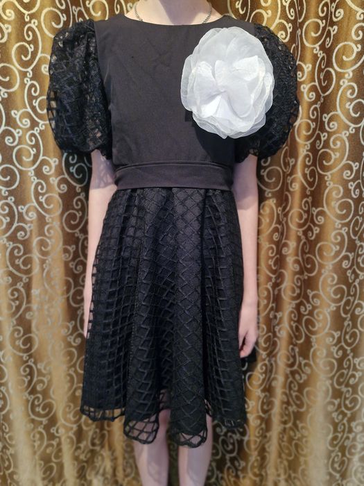 Платье  нарядное