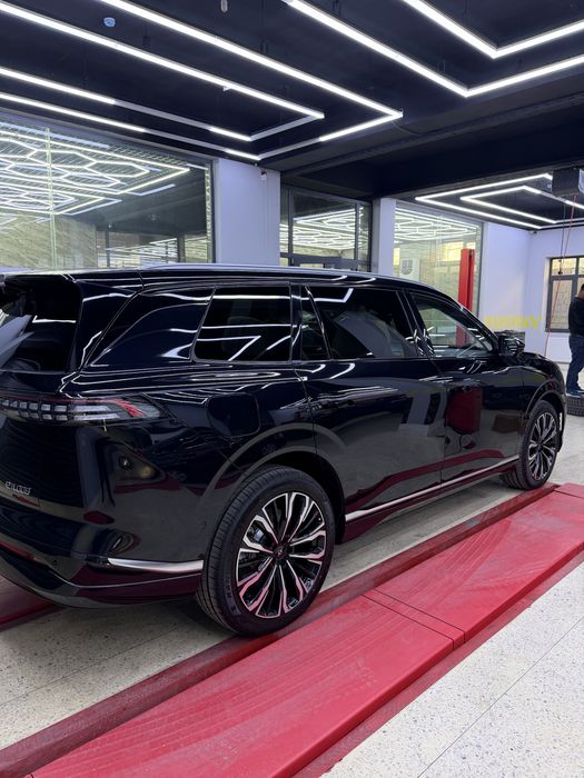 Dongfeng EP008 restayling 2026 restayling Gibrid yengi moshina