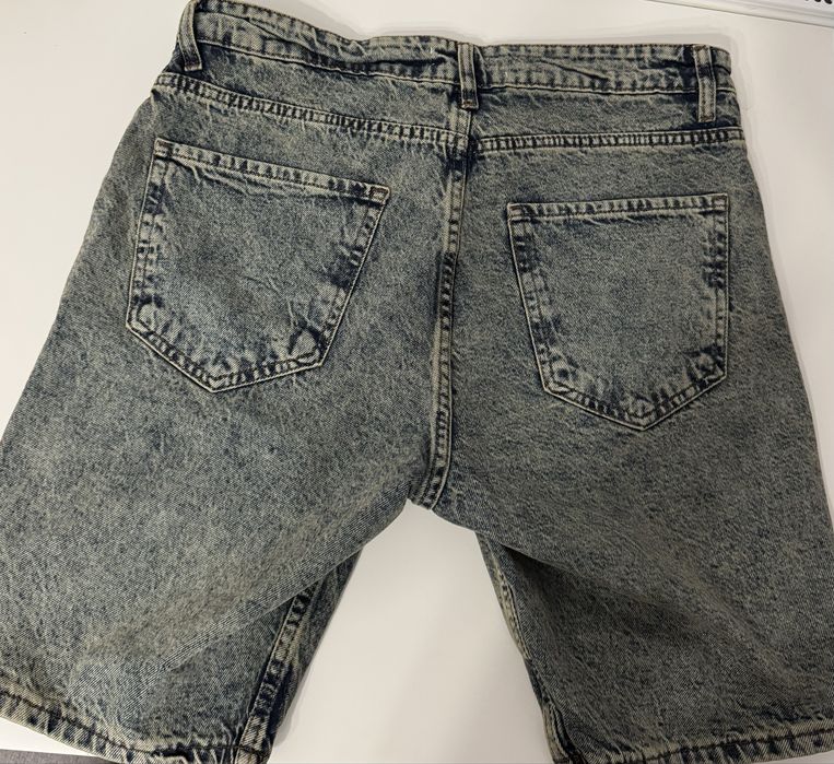 Blugi scurti,calitate foarte buna