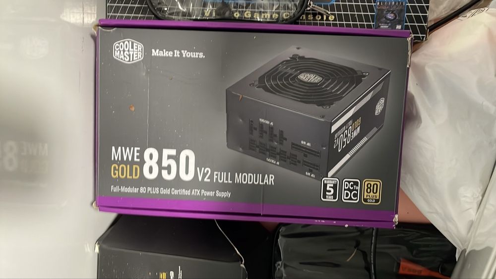 Продавам компютър