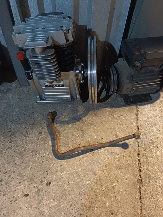 Motor compresor aer
