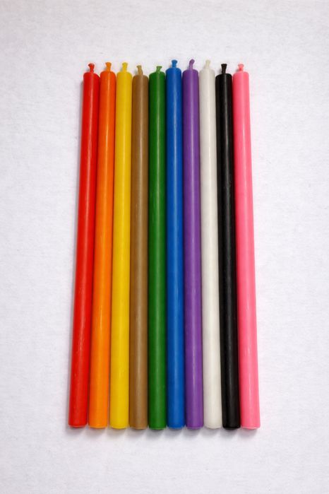 Свечи восковые тонкие