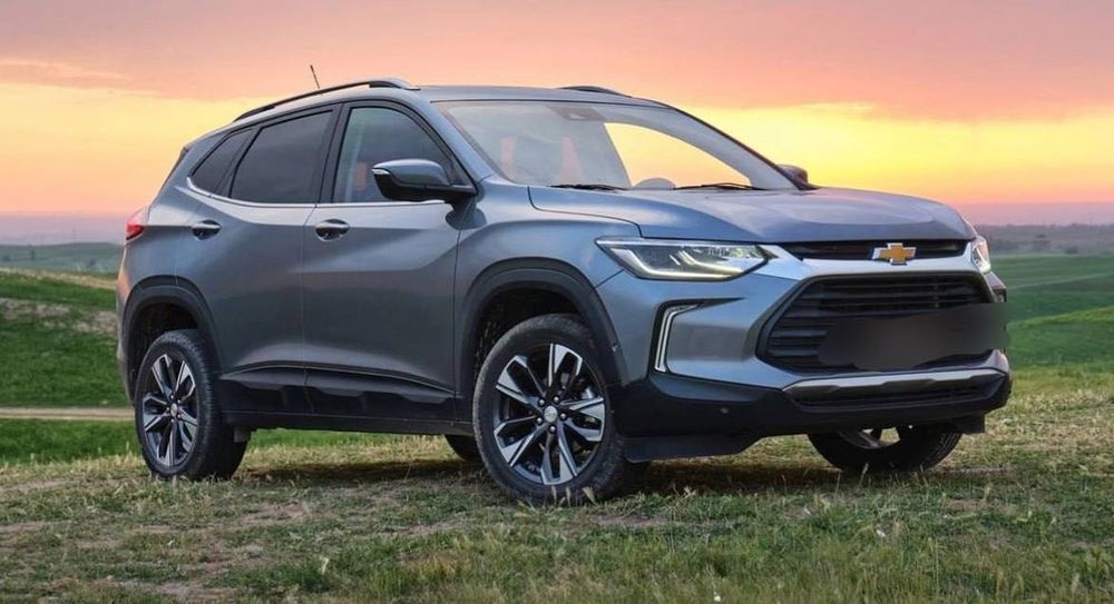 Tracker 2 Машина в отличном состоянии, управляла машиной женщина