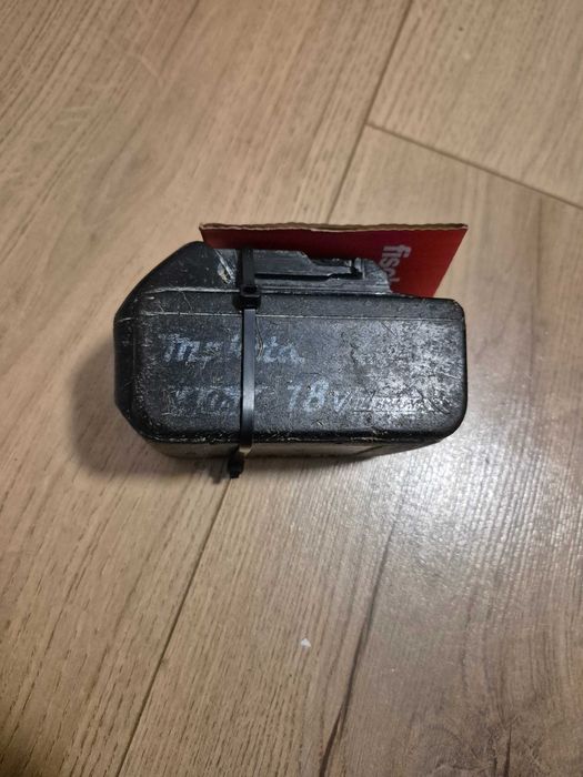 Makita baterie defecta - lot 7-26-1