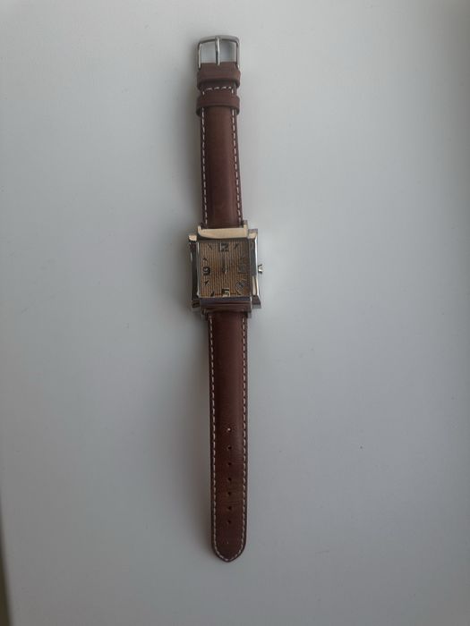 Часы женские наручные