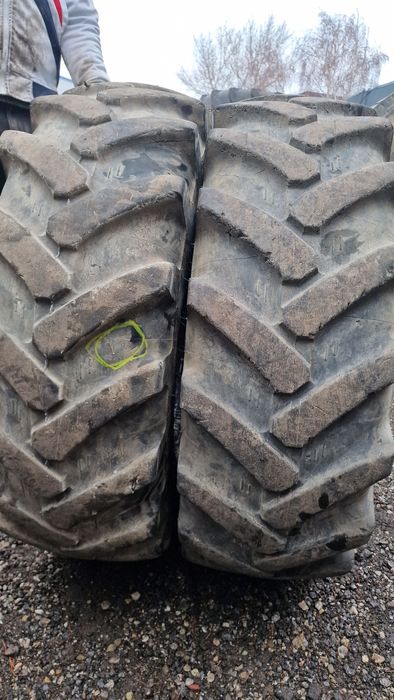 Anvelope buldo 12.5-18 (340/80-18) marca Mitas