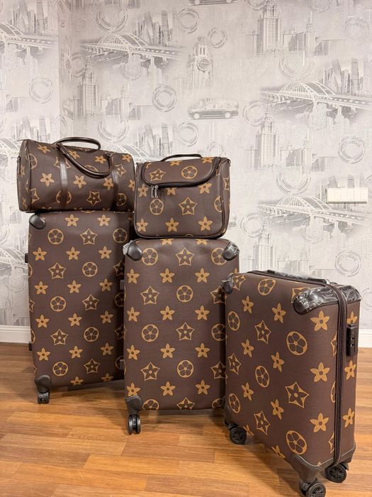 Чемодан 5 в 1      три чемодана две сумки