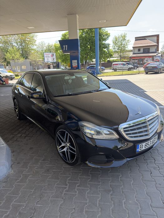 MERCEDES-BENZ E-Class