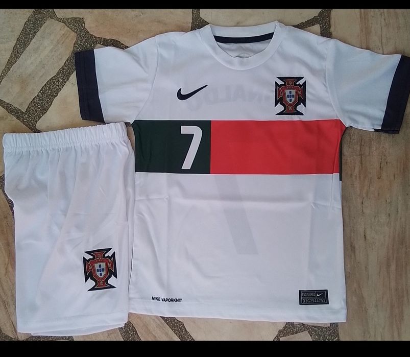 CR7 детско юношески футболни екипи Португалия НОВО сезон 2025-26 годин