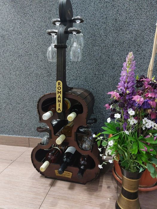 Suport pentru sticle de vin violoncel