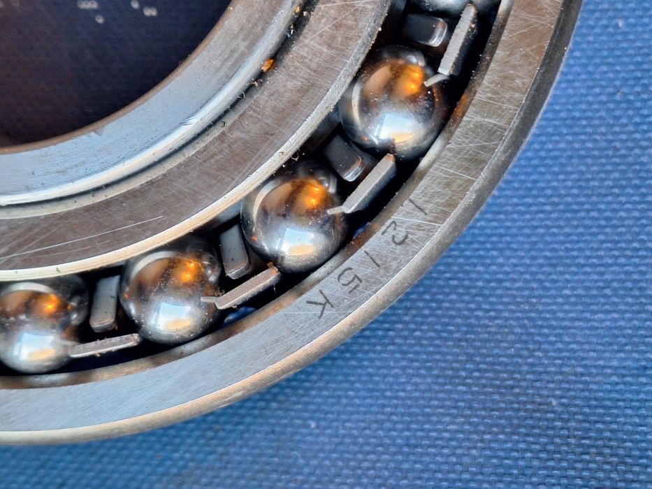 Прдам подшипник 1215к