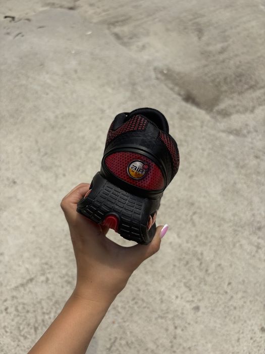 Dn Black and Red
