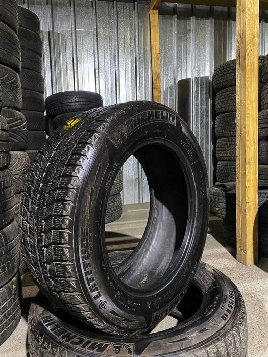 Зимние шины 215/65/16