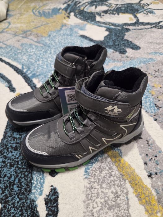 Ботинки осень-весна 36 размера на флисе