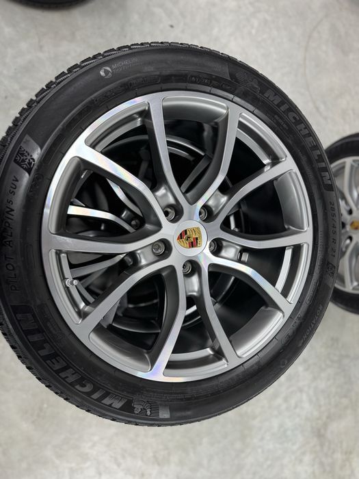 Jante Porsche Cayenne R21 Coupe E3 Originale Exclusiv Design Michelin De iarna