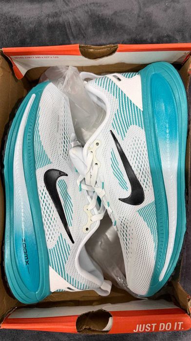 Nike Vomero кроссовки