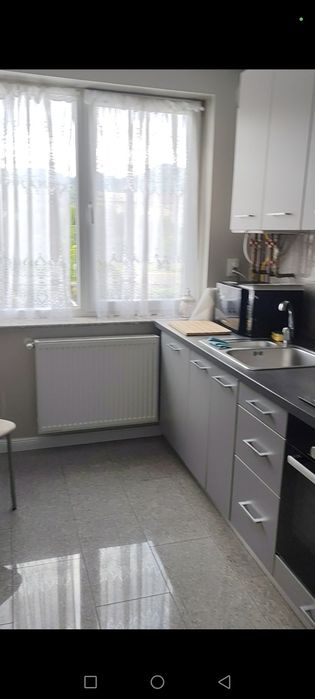 Închiriez  apartament
