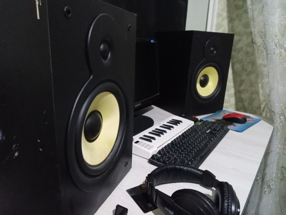 ovoz yozish studiyasi sotladi