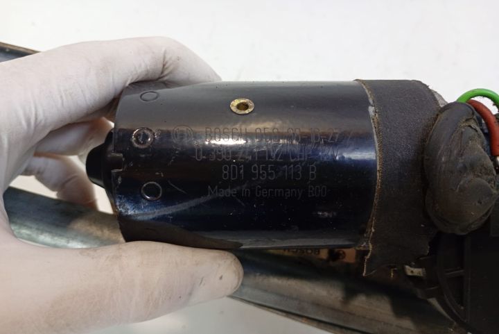 Ansamblu stergator cu motoras 8D1955113B Volkswagen VW Passat B5.5 (f