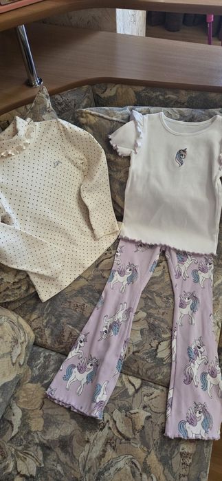 Продам вещи на девочку 3-4 года