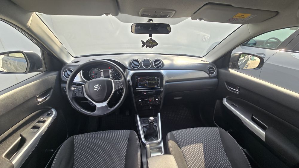 Suzuki Vitara 1586 cm3 * 129 CP* 2017